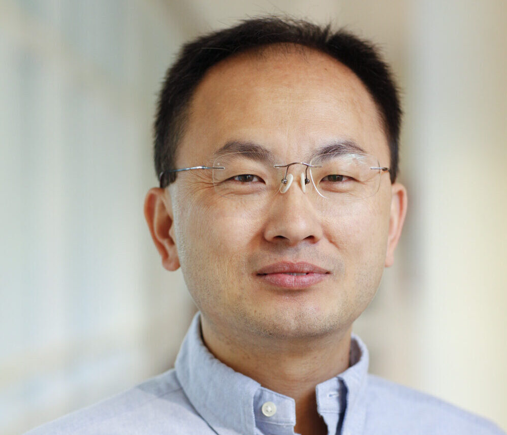 Professional headshot of Pengyu Hong